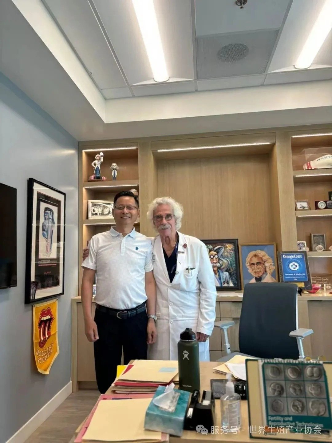WFA秘书长东哥与Lawrence B.Werlin博士（右）合影
